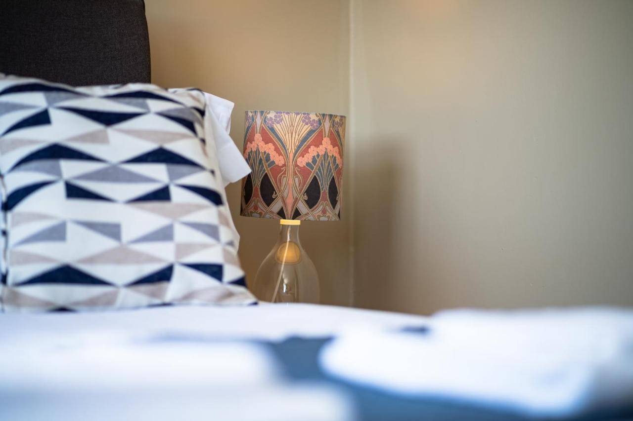 Sleepy Puffin Guest House Тенби Экстерьер фото